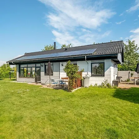 Stunning In With 4 Bedrooms And Wifi Nyaraló