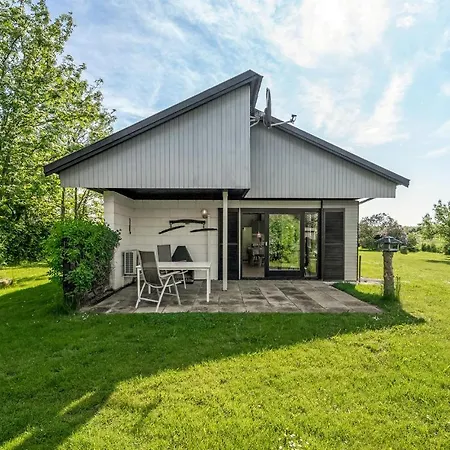 Stunning In With 4 Bedrooms And Wifi Nyaraló *